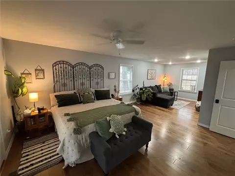 Bedroom - 10377 Devore Dr, Harrison, AR 72601 photo 2 of 12