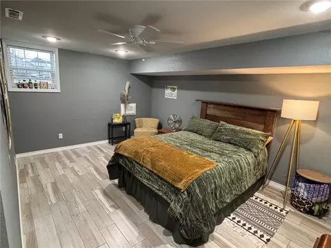 Bedroom - 10377 Devore Dr, Harrison, AR 72601 photo 10 of 12