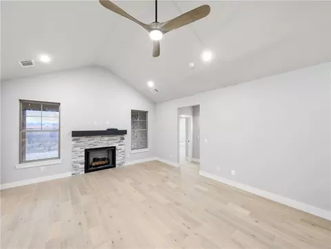 Living - 7775 Range Ave, Springdale, AR 72762 photo 3 of 3