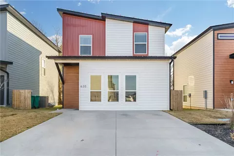 630 Pacific Ave, Bentonville, AR 72713