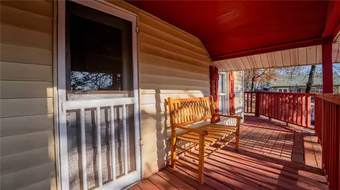 1094 Main St, Huntsville, AR 72740