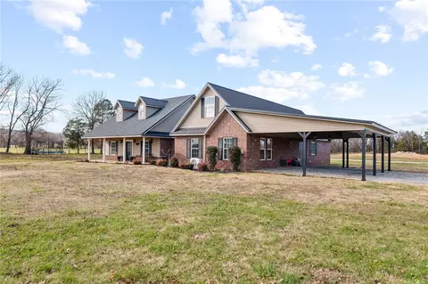 324 Parker Ln, Elkins, AR 72727