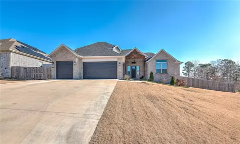 603 Valley Ln, Springdale, AR 72762