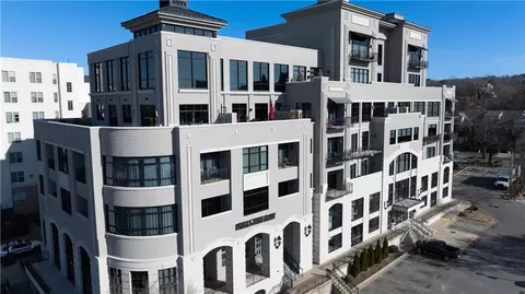 401 W Watson St #407, Fayetteville, AR 72701