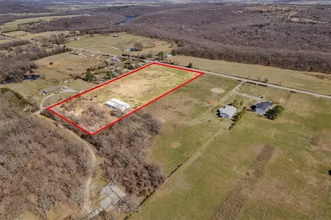 10243 S Jackson Hwy, Lincoln, AR 72744