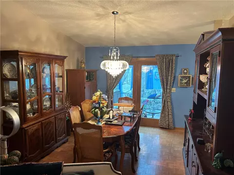 Dining - 1604 Augusta, Harrison, AR 72601 photo 1 of 1