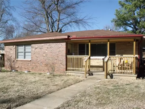 Undisclosed, Rogers, AR 72756