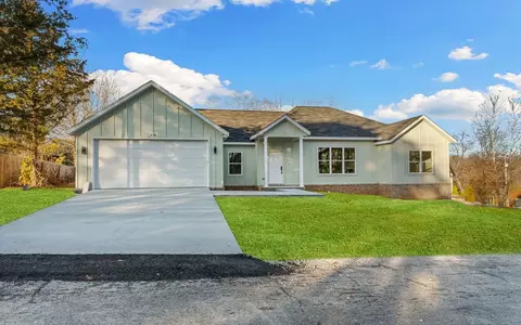 19 Shelly Ln, Bella Vista, AR 72714