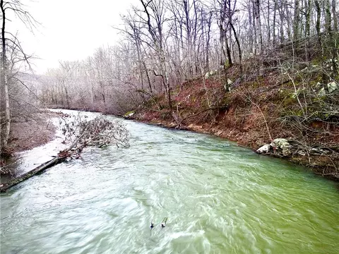 697 Upper Bear Creek Rd, Marshall, AR 72650 photo 4