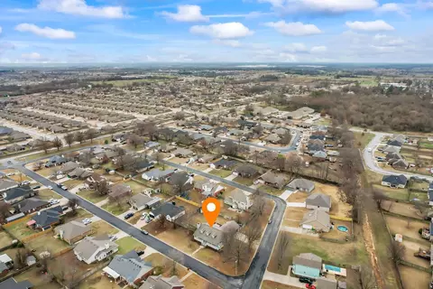 View/Area - 115 Cypress St, Centerton, AR 72719 photo 3 of 4