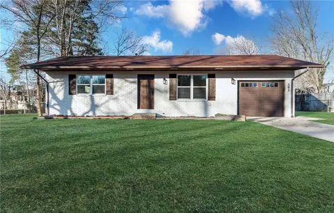 343 N Davis, Pea Ridge, AR 72751