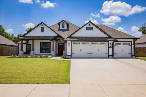 812 Macdonald Dr, Pea Ridge, AR 72751