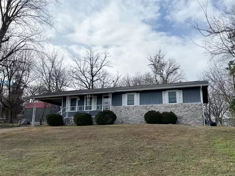 202 Brown St, Harrison, AR 72601 photo 2