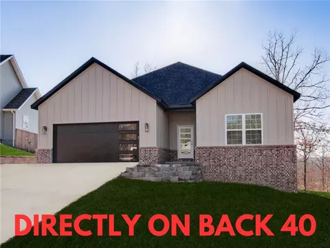 35 York Dr, Bella Vista, AR 72714