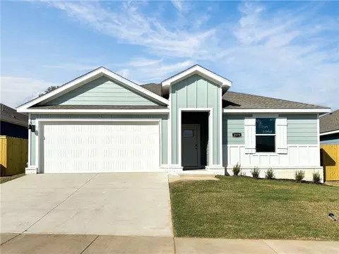 101 NW Pinwheel St, Highfill, AR 72734