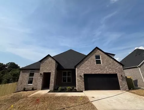2943 N Grey Squirrel Dr, Fayetteville, AR 72704
