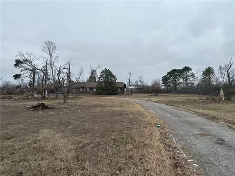 707 W Olive, Rogers, AR 72756