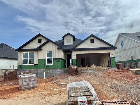 5907 SW Coywolf St, Bentonville, AR 72713