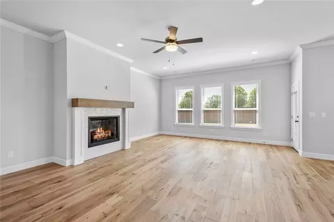 1361 Overcup Oak Ln, Bentonville, AR 72713