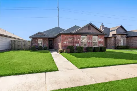 3907 SW Capstone Ave, Bentonville, AR 72712