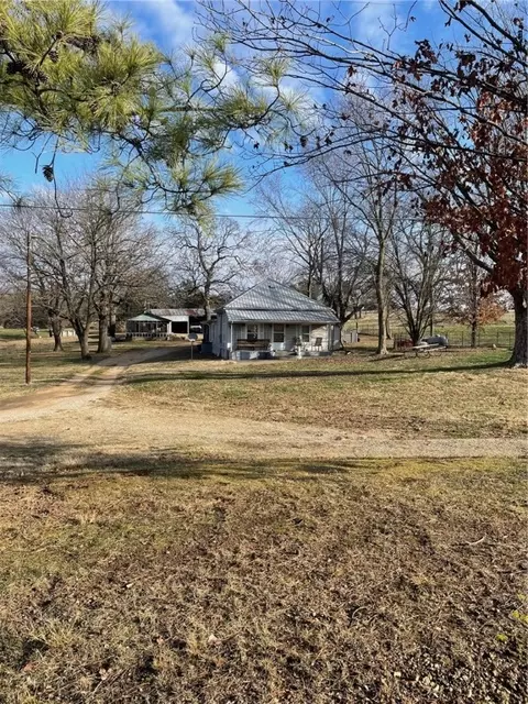 3327 Highway 21, Berryville, AR 72616