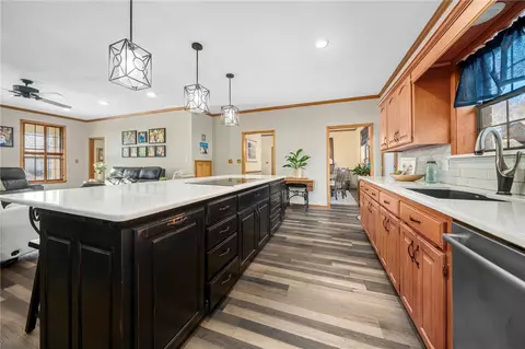 Kitchen - 1025 Riverview Dr, Alma, AR 72921 photo 4 of 7