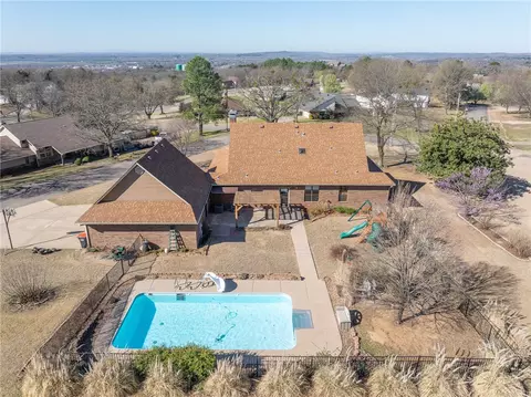 View/Area - 1025 Riverview Dr, Alma, AR 72921 photo 2 of 4