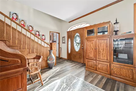 Entry Way - 1025 Riverview Dr, Alma, AR 72921 photo 1 of 8