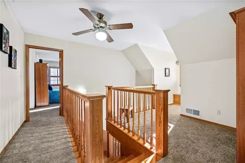 Entry Way - 1025 Riverview Dr, Alma, AR 72921 photo 4 of 8