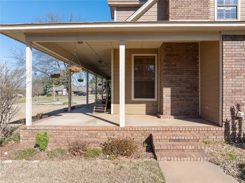Exterior - 1025 Riverview Dr, Alma, AR 72921 photo 5 of 10