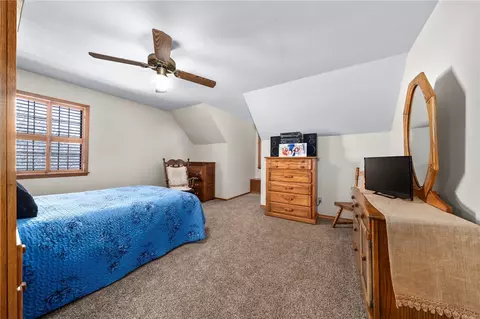 Bedroom - 1025 Riverview Dr, Alma, AR 72921 photo 7 of 7