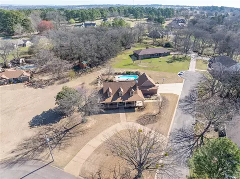 View/Area - 1025 Riverview Dr, Alma, AR 72921 photo 1 of 4