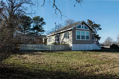 1141 Gaskill St, Huntsville, AR 72740
