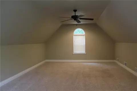 Bedroom - 635 Ranchview Rd, Ridgedale, MO 65739 photo 7 of 8