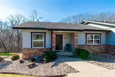 509 Carroll Dr, Bella Vista, AR 72714