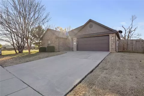 1500 Stratton Dr, Rogers, AR 72756 photo 4