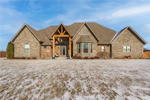 1546 Lake Estates Dr, Springdale, AR 72762