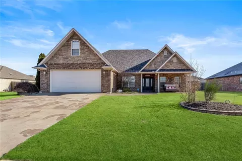 590 N Ray St, Pea Ridge, AR 72751