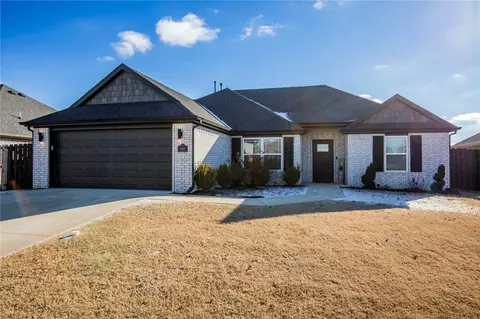 4509 W Havana Ave, Fayetteville, AR 72704