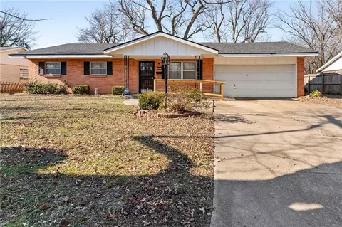 408 Dyer St, Springdale, AR 72762