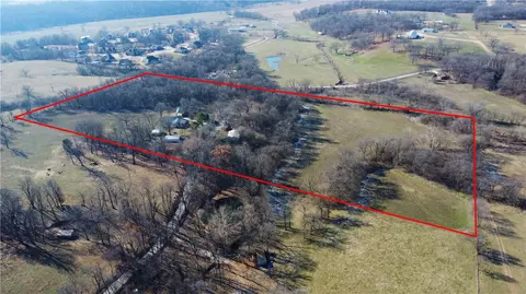 8213 E Brown Rd, Springdale, AR 72745 photo 2
