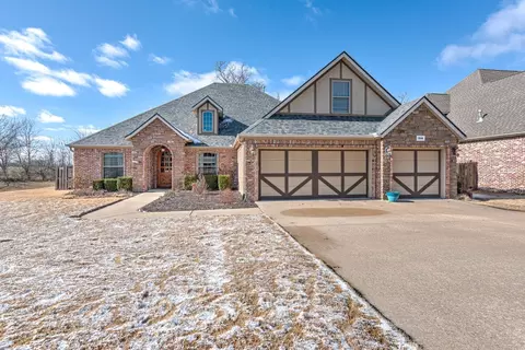 5606 S 47th St, Rogers, AR 72758