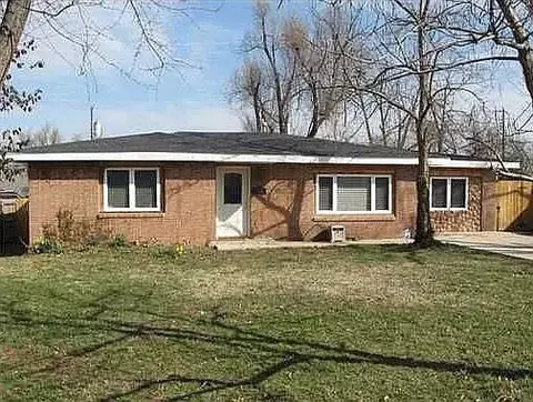 1300 Shaw Ave, Springdale, AR 72764