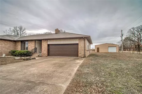 Exterior - 61201 E 340 Rd, Grove, OK 74344 photo 3 of 4