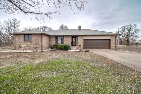 61201 E 340 Rd, Grove, OK 74344