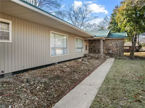 445 Cooper Dr, Harrison, AR 72601 photo 3