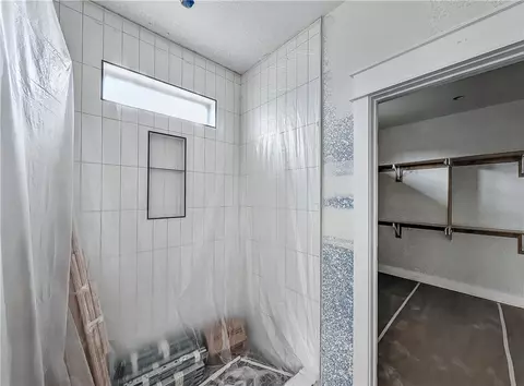 Bath - 4788 Hawk St, Springdale, AR 72762 photo 1 of 2