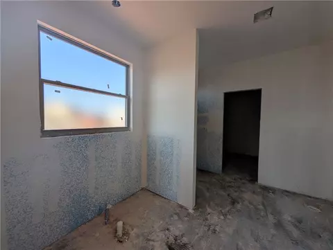 Bath - 4812 Hawk St, Springdale, AR 72762 photo 1 of 3