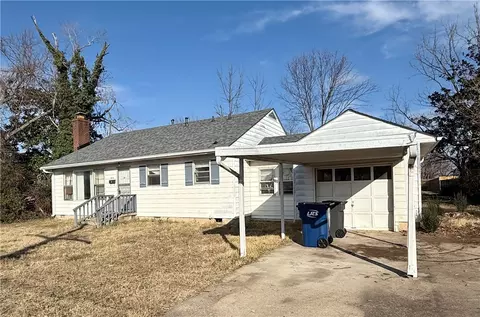 1503 Poplar St, Rogers, AR 72758