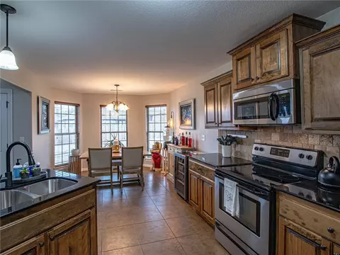 560 Keswick Dr, Centerton, AR 72719 photo 16